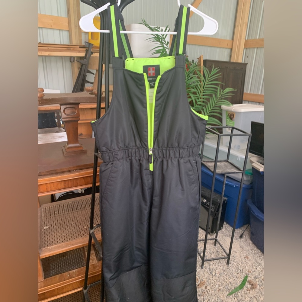 Boys snow pants